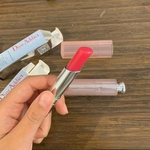 Door Addict lip glow in 007 Raspberry